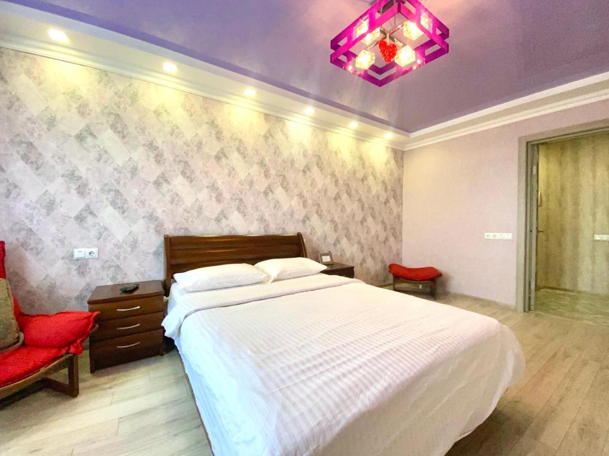 Apartpoltava Простора Однокімнатна Квартира В Новобудові, Корпусний Парк Exteriér fotografie