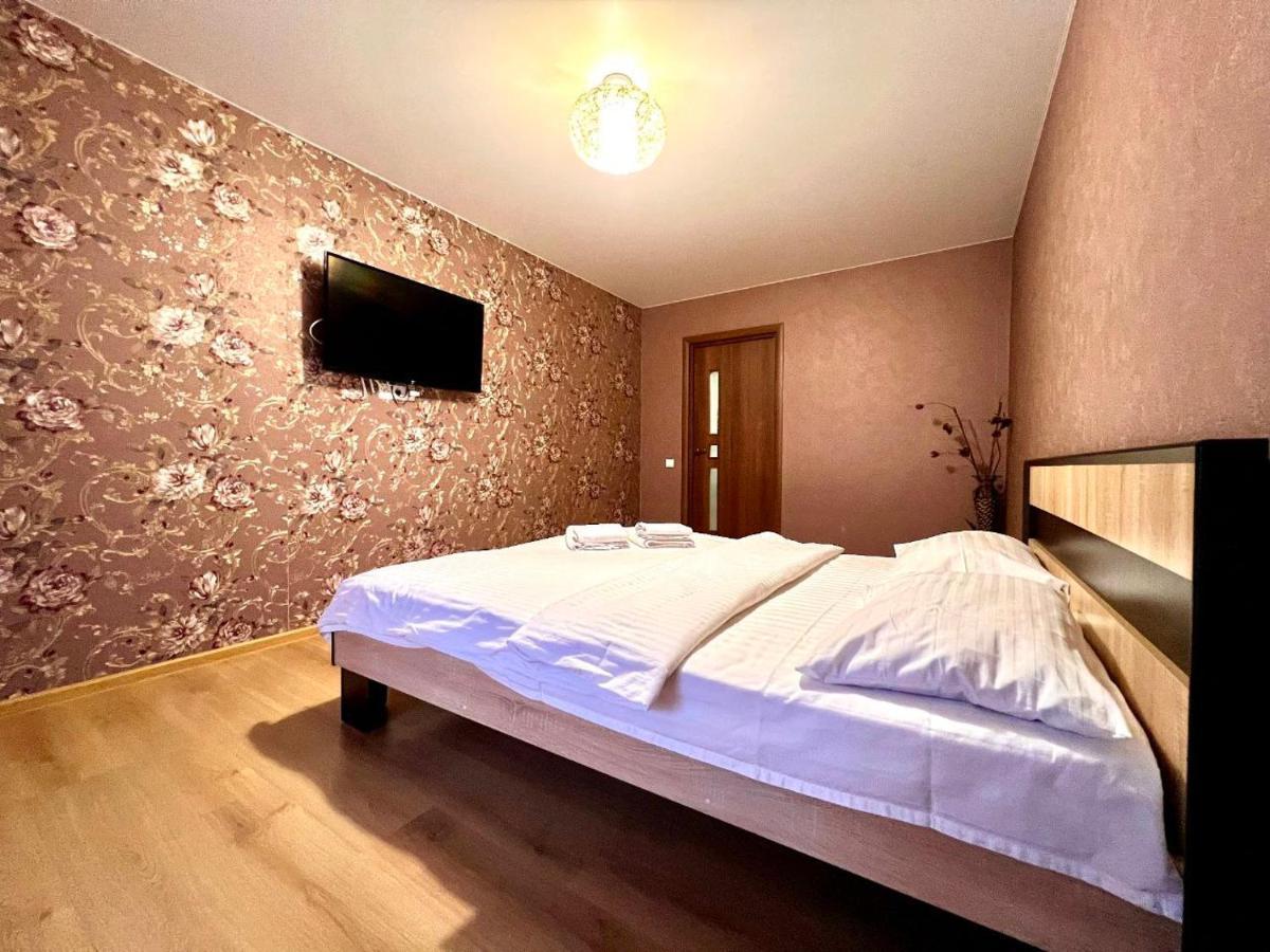 Apartpoltava Простора Однокімнатна Квартира В Новобудові, Корпусний Парк Exteriér fotografie